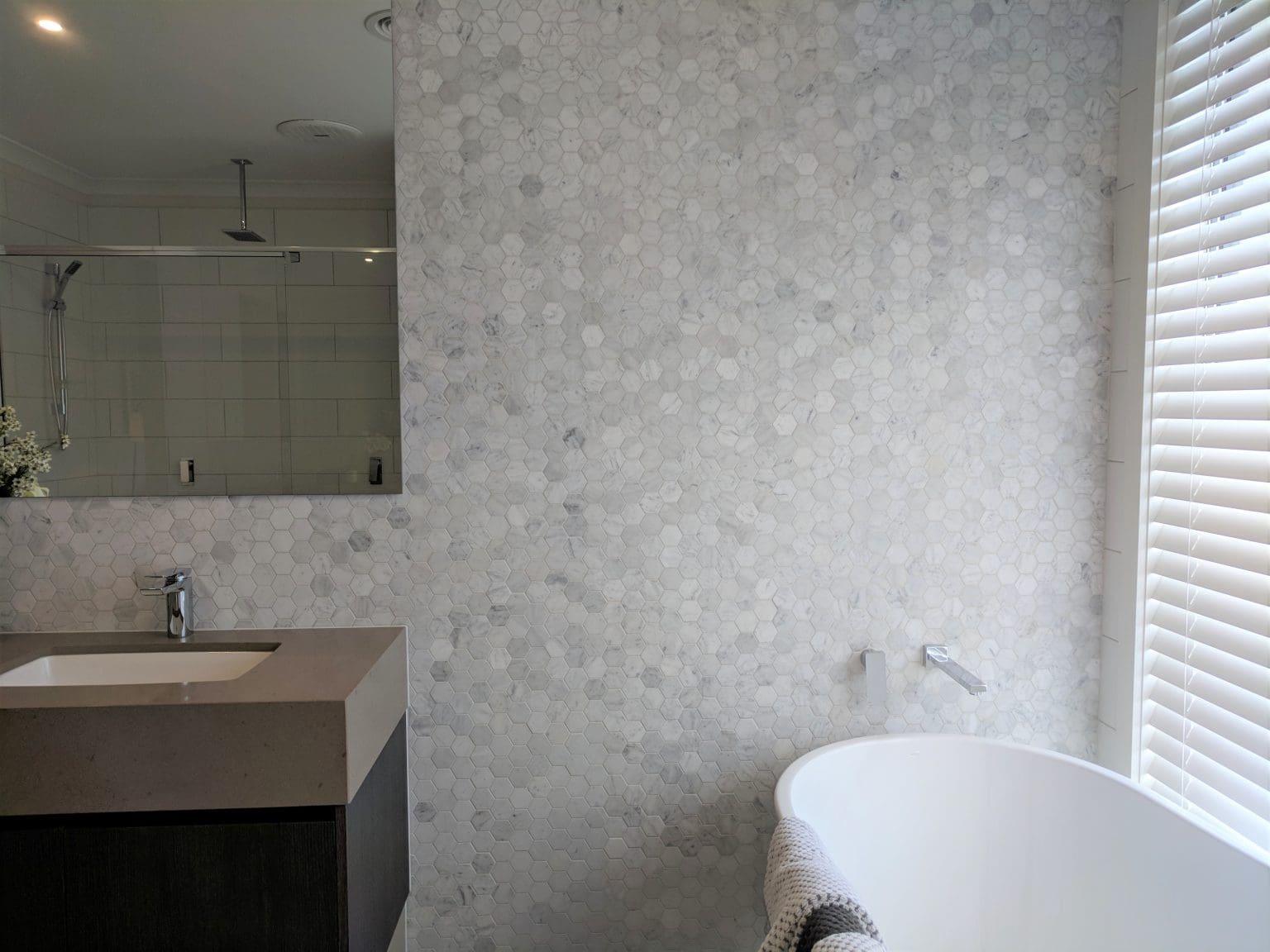 BIANCO CARRARA HEXAGON MOSAIC_RMS TRADERS_INTERNAL MOSAIC AND SPLASHBACK SUPPLIER MELBOURNE (10)