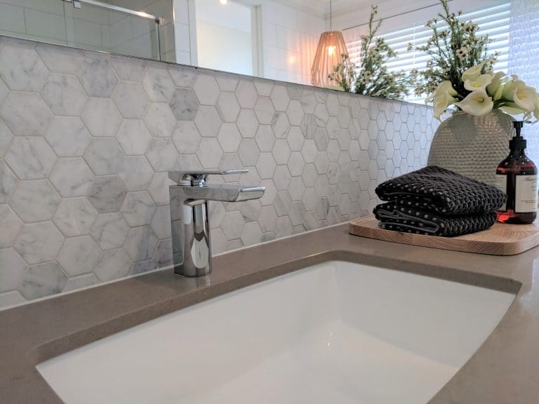 BIANCO CARRARA HEXAGON MOSAIC_RMS TRADERS_INTERNAL MOSAIC AND SPLASHBACK SUPPLIER MELBOURNE (9)