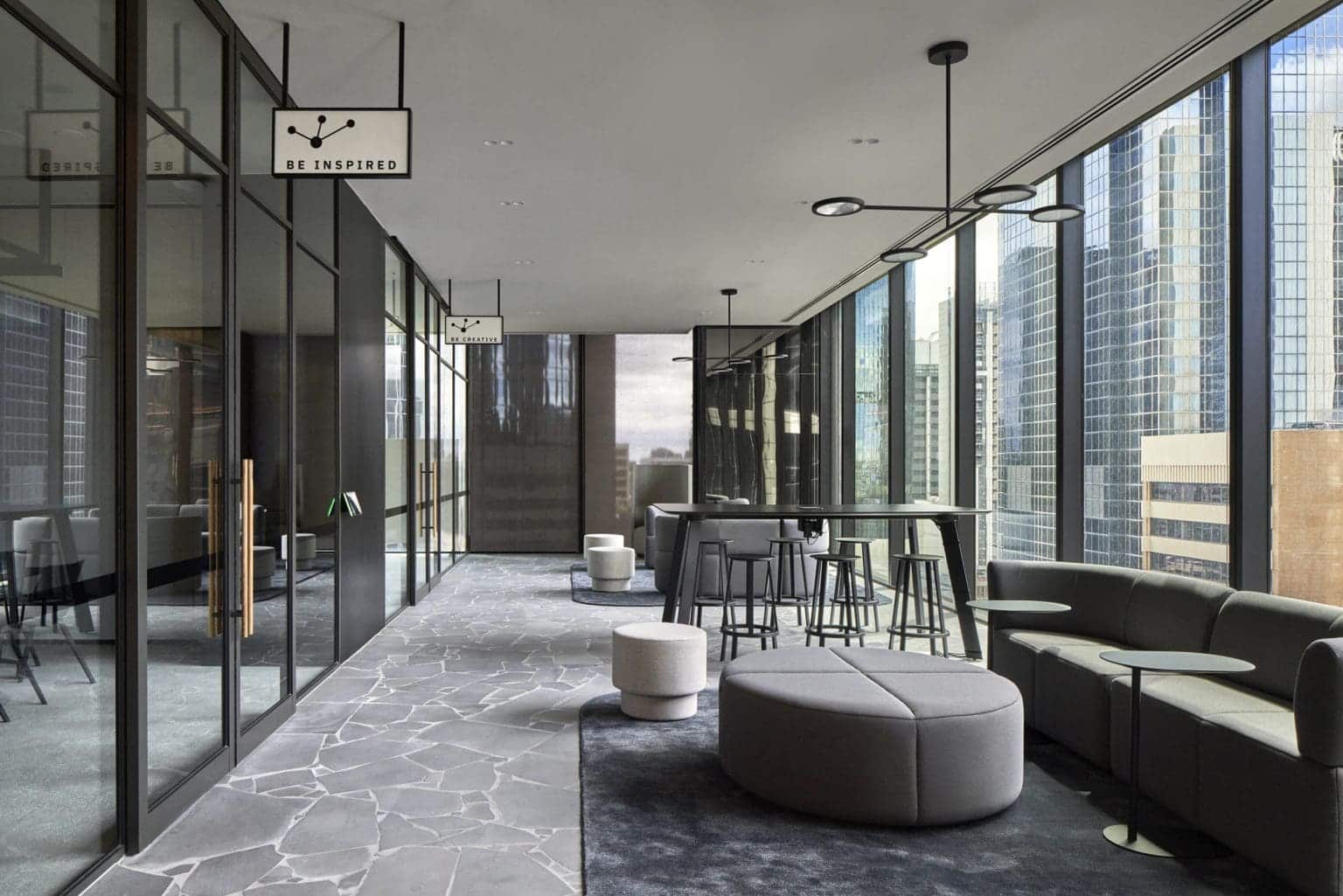 BLUESTONE PREMIUM CRAZY PAVING RMS TRADERS_INTERNAL AND EXTERNAL _BATHROOM_ SUPPLIER MELBOURNE TILES AND PAVERS (31)