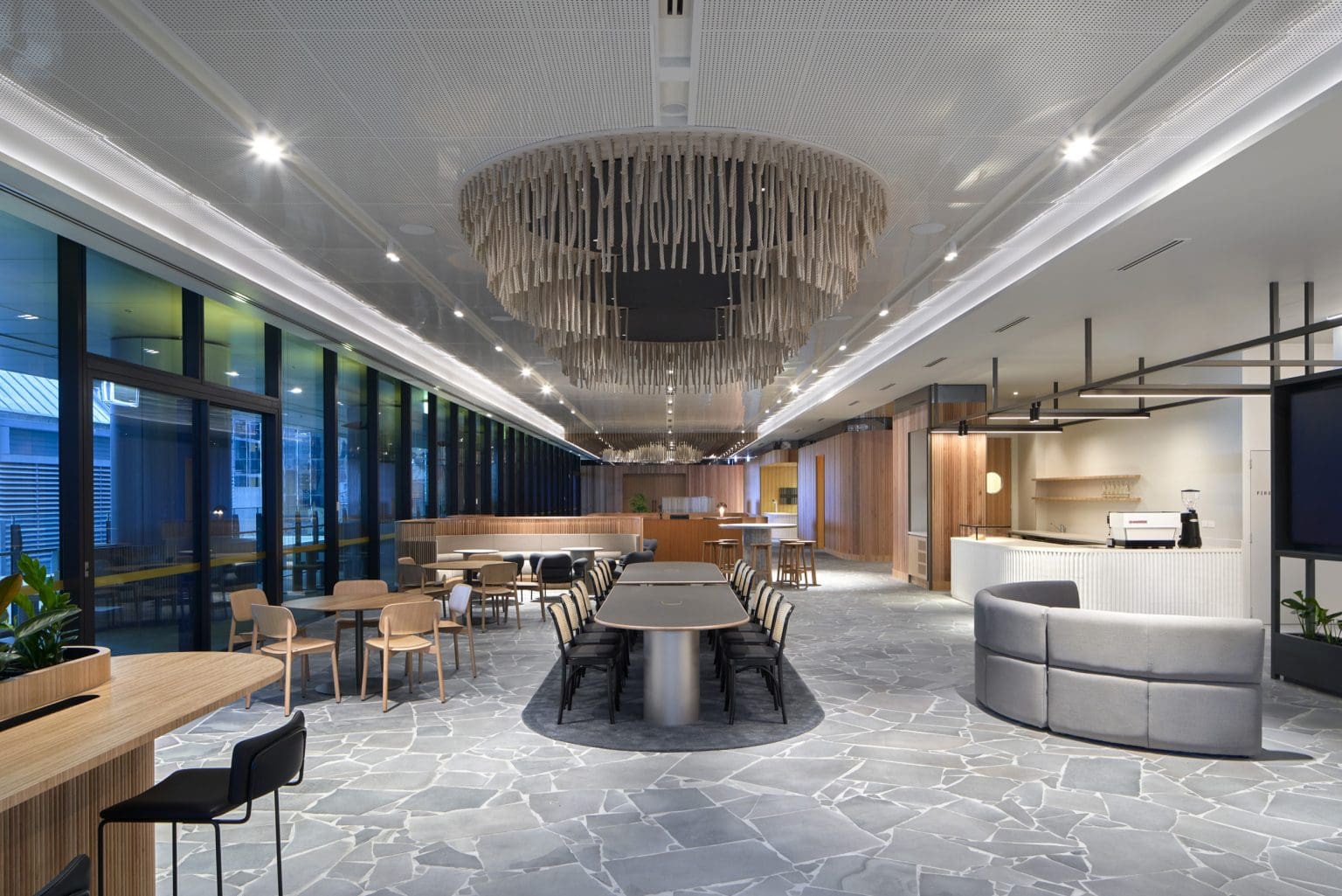 BLUESTONE PREMIUM CRAZY PAVING RMS TRADERS_INTERNAL AND EXTERNAL _BATHROOM_ SUPPLIER MELBOURNE TILES AND PAVERS (33)