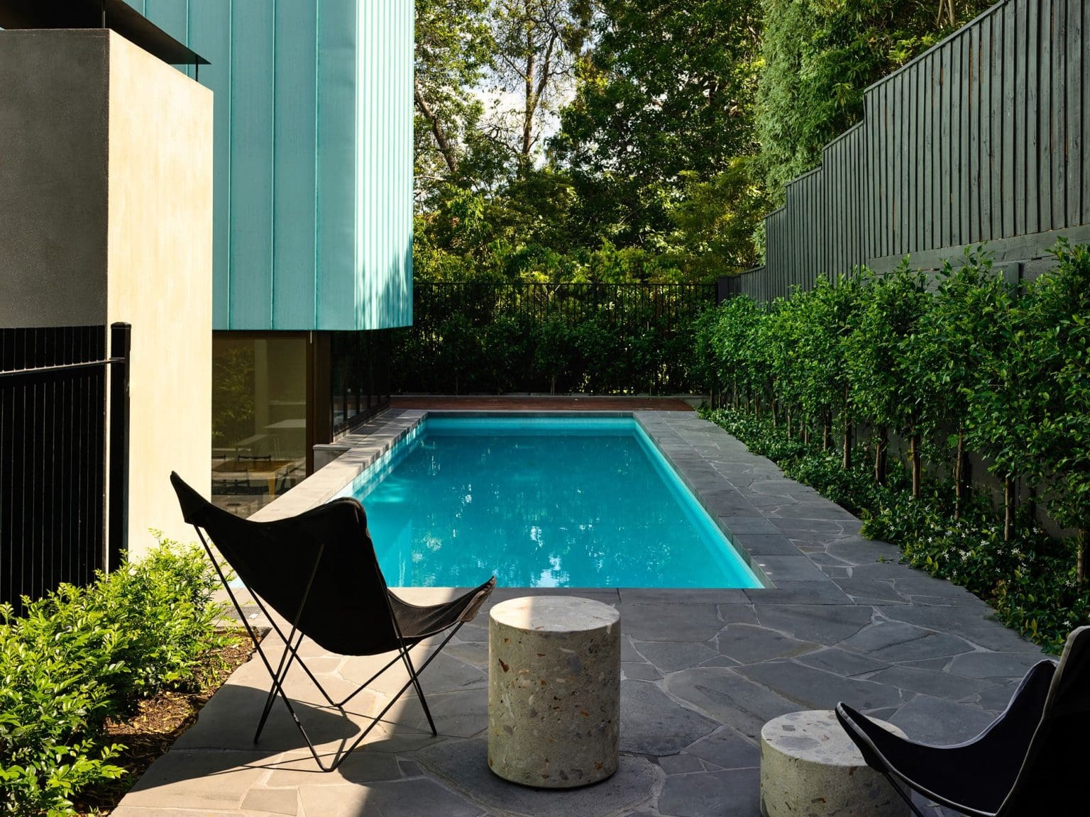 BLUESTONE PREMIUM CRAZY PAVING RMS TRADERS_INTERNAL AND EXTERNAL _BATHROOM_ SUPPLIER MELBOURNE TILES AND PAVERS (49)xx