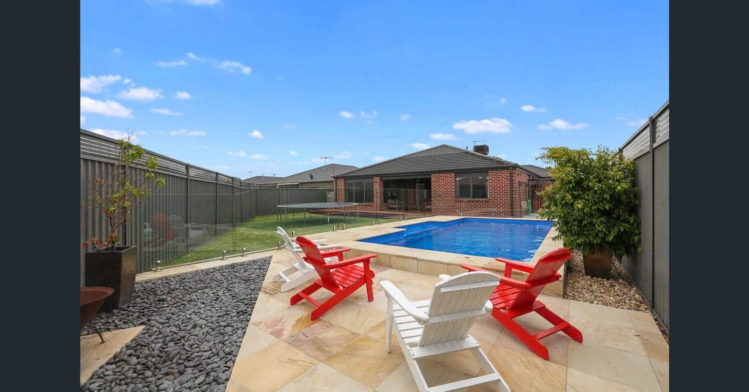 DESERT SAND SANDSTONE_RMS TRADERS_NATURAL STONE PAVING POOL COPING SUPPLIER MELBOURNE (14)