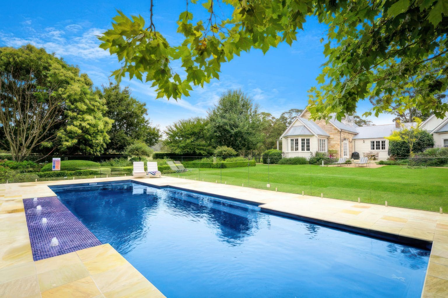 DESERT SAND SANDSTONE_RMS TRADERS_NATURAL STONE PAVING POOL COPING SUPPLIER MELBOURNE (25)