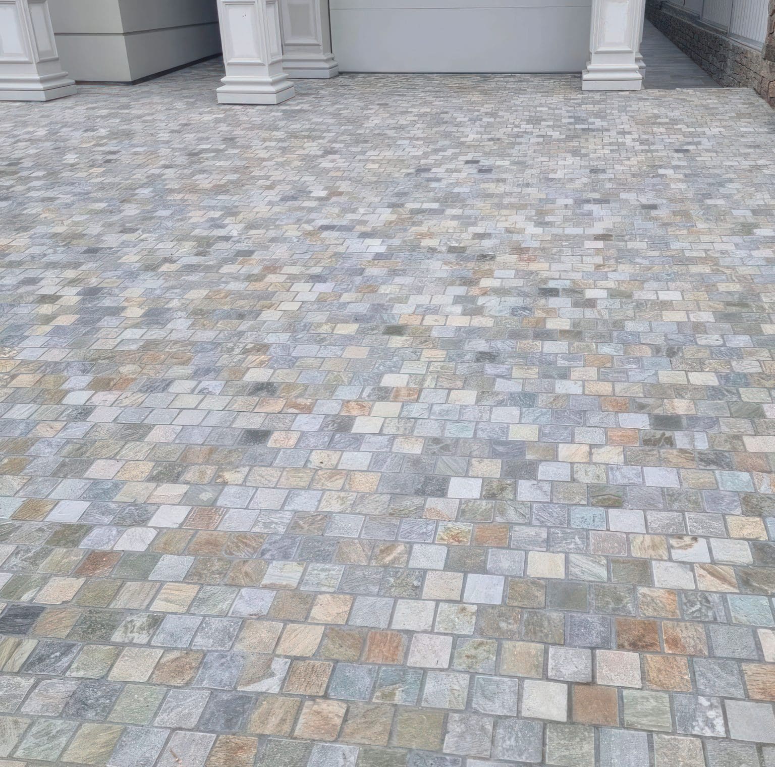 GOLD QUARTZ COBBLESTONES_RMS TRADERS_NATURAL STONE COBBLESTONES PATHWAY SUPPLIER MELBOURNE (7)