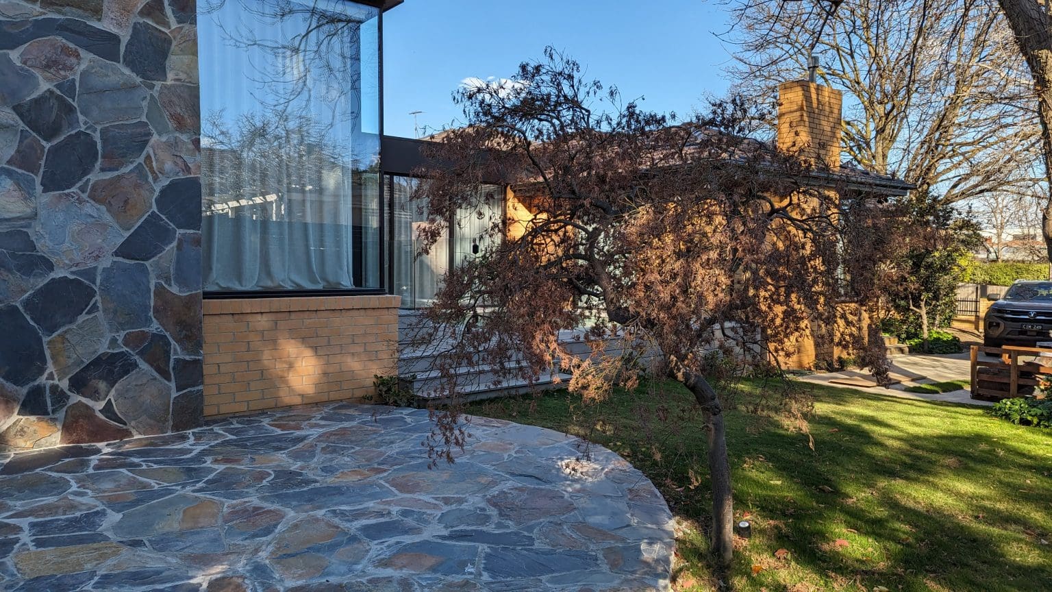 JAKARANA SLATE CRAZY PAVING_RMS TRADERS_NATURAL STONE SLATE SUPPLIER MELBOURNE (24)