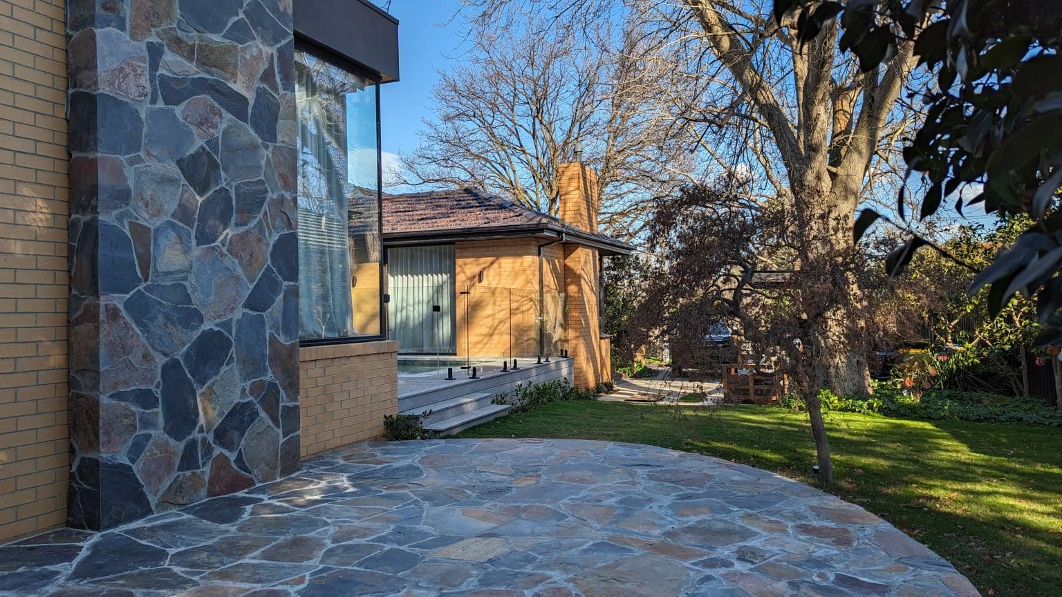 JAKARANA SLATE CRAZY PAVING_RMS TRADERS_NATURAL STONE SLATE SUPPLIER MELBOURNE (25)