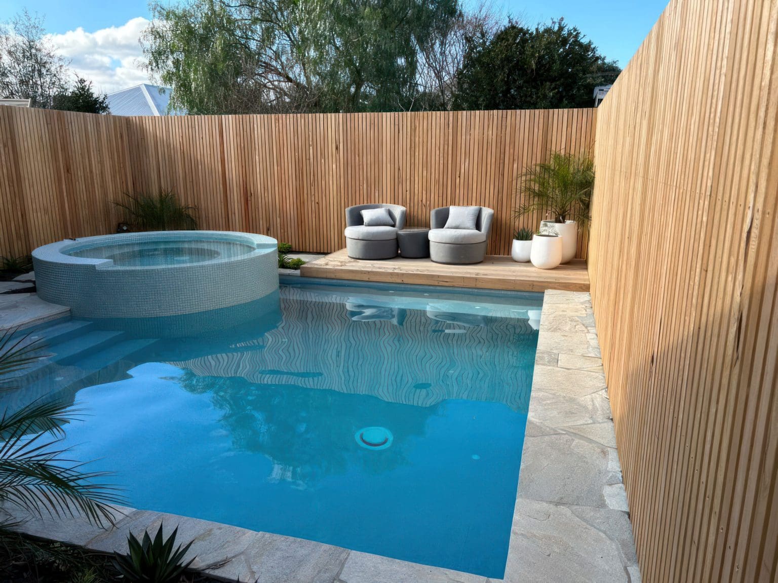 LODEN QUARTZ CRAZY PAVING_RMS TRADERS_NATURAL STONE SUPPLIER FACADE CRAZY PAVING MELBOURNE (1)