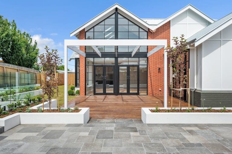 LONDON GREY BRUSHED & TUMBLED LIMESTONE_RMS TRADERS_NATURAL STONE PAVERS & POOL COPING SUPPLIER MELBOURNE (3)