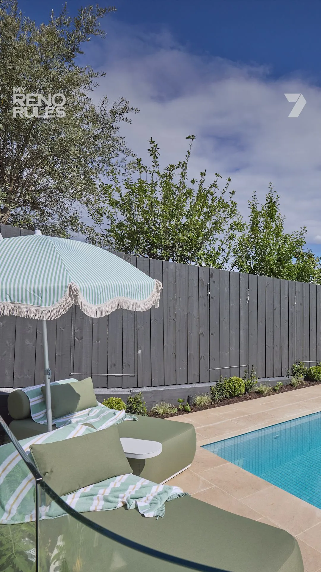 Sinai Pearl Brushed Pool Coping
