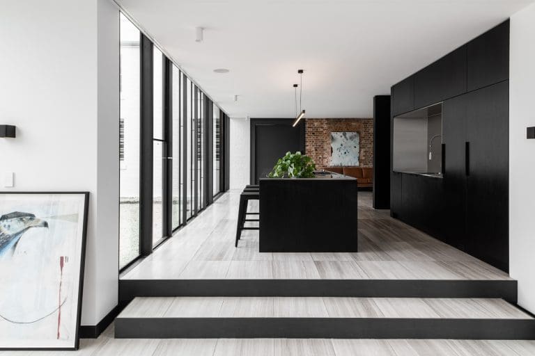 PERLINO BIANCO VEIN CUT HONED LIMESTONE_RMS TRADERS_NATURAL STONE FACADE KITCHEN BATHROOM TILE SUPPLIER MELBOURNE (6)