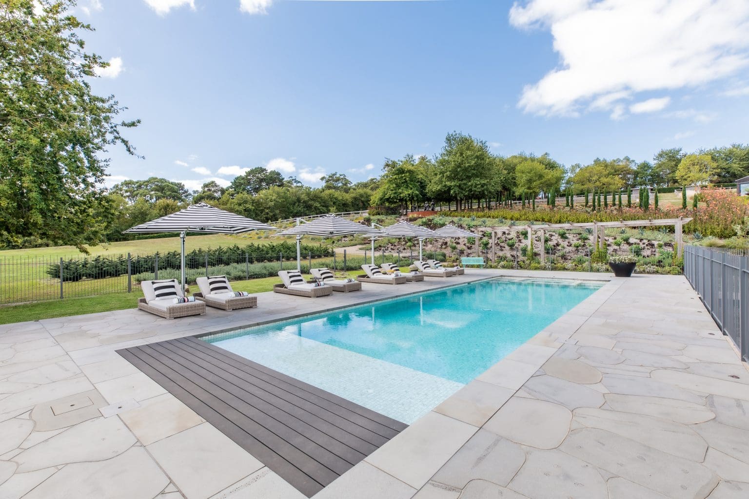 PREMIUM BLUESTONE CAT PAW SAWN_RMS TRADERS_NATURAL STONE PAVER & POOL COPING INTERNAL TILE SUPPLIER MELBOURNE (12)