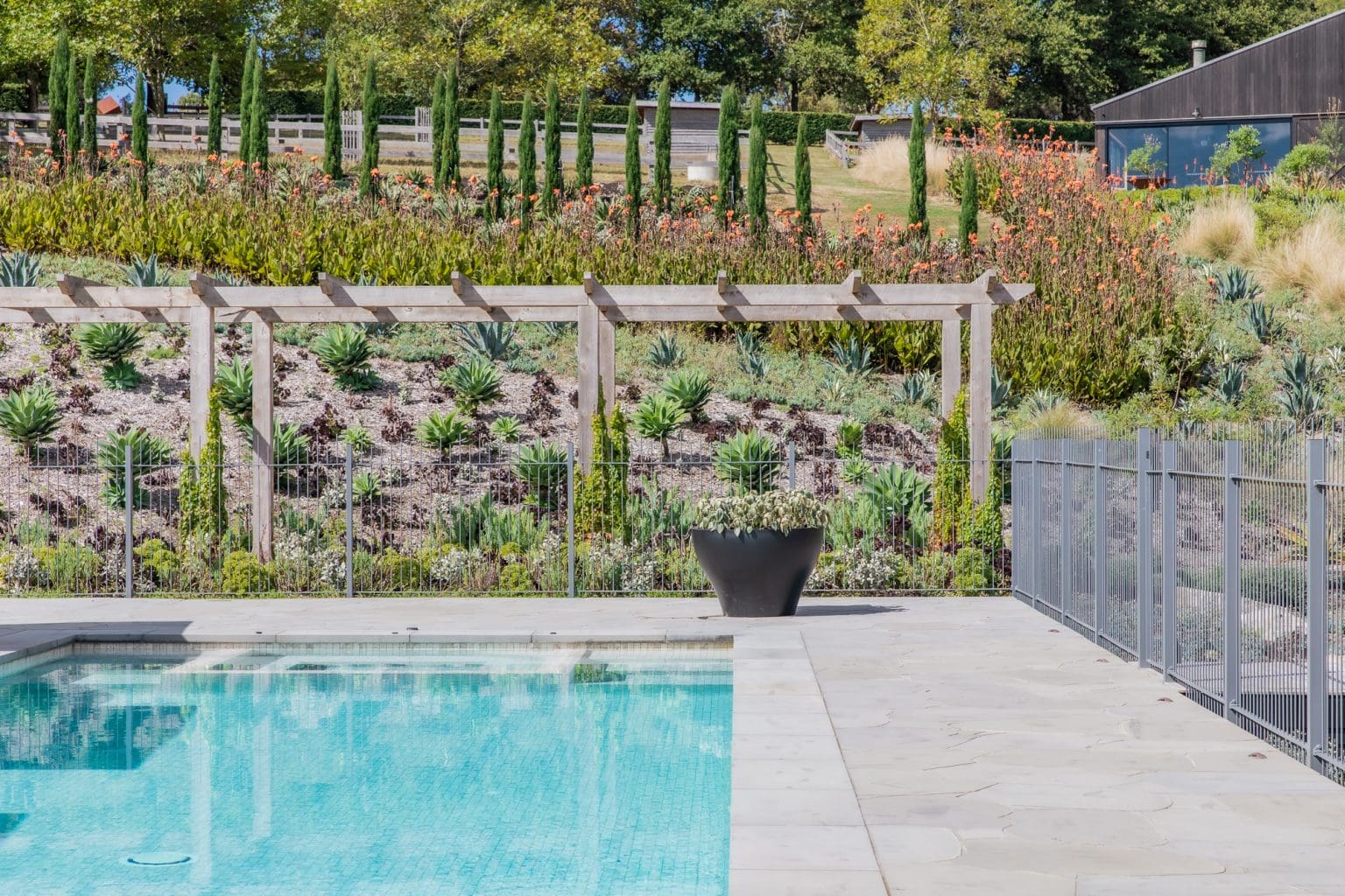 PREMIUM BLUESTONE CAT PAW SAWN_RMS TRADERS_NATURAL STONE PAVER & POOL COPING INTERNAL TILE SUPPLIER MELBOURNE (13)