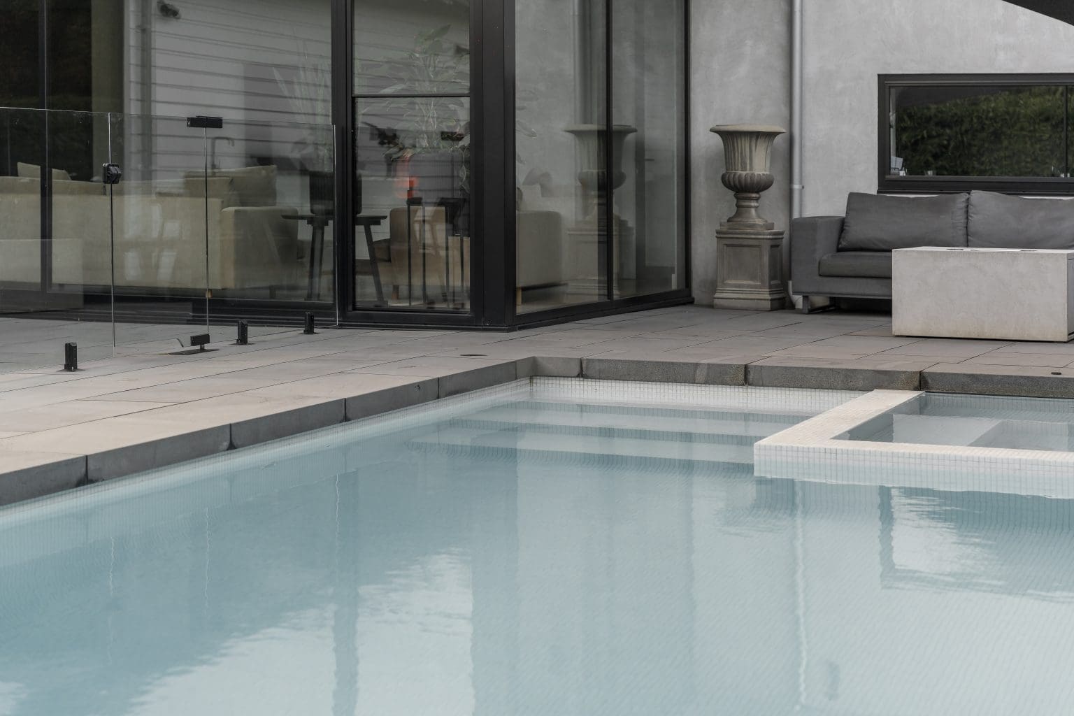 PREMIUM BLUESTONE CAT PAW SAWN_RMS TRADERS_NATURAL STONE PAVER & POOL COPING INTERNAL TILE SUPPLIER MELBOURNE (24)