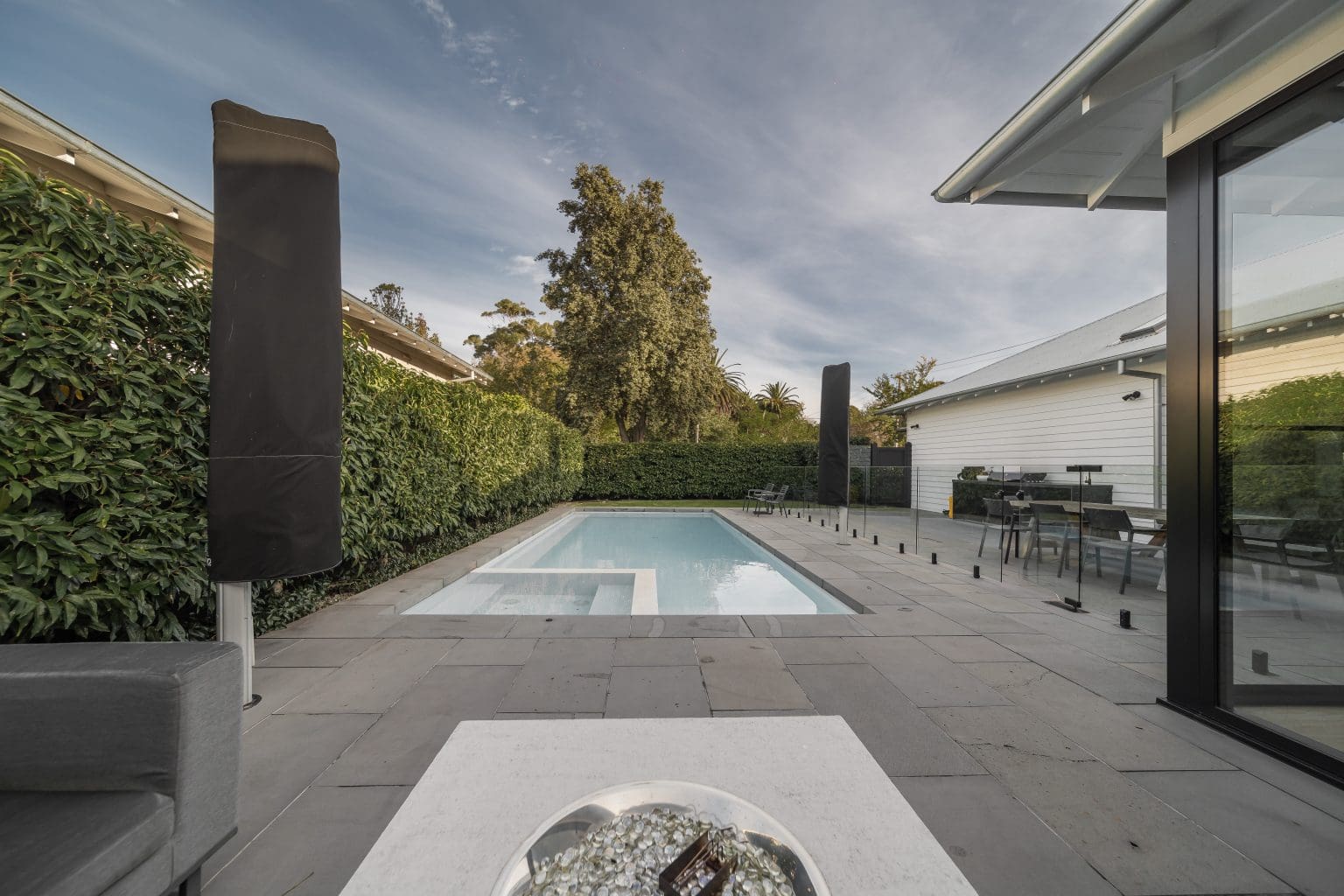 PREMIUM BLUESTONE CAT PAW SAWN_RMS TRADERS_NATURAL STONE PAVER & POOL COPING INTERNAL TILE SUPPLIER MELBOURNE (39)