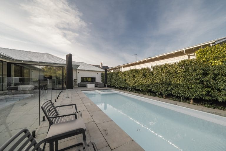 PREMIUM BLUESTONE CAT PAW SAWN_RMS TRADERS_NATURAL STONE PAVER & POOL COPING INTERNAL TILE SUPPLIER MELBOURNE (43)