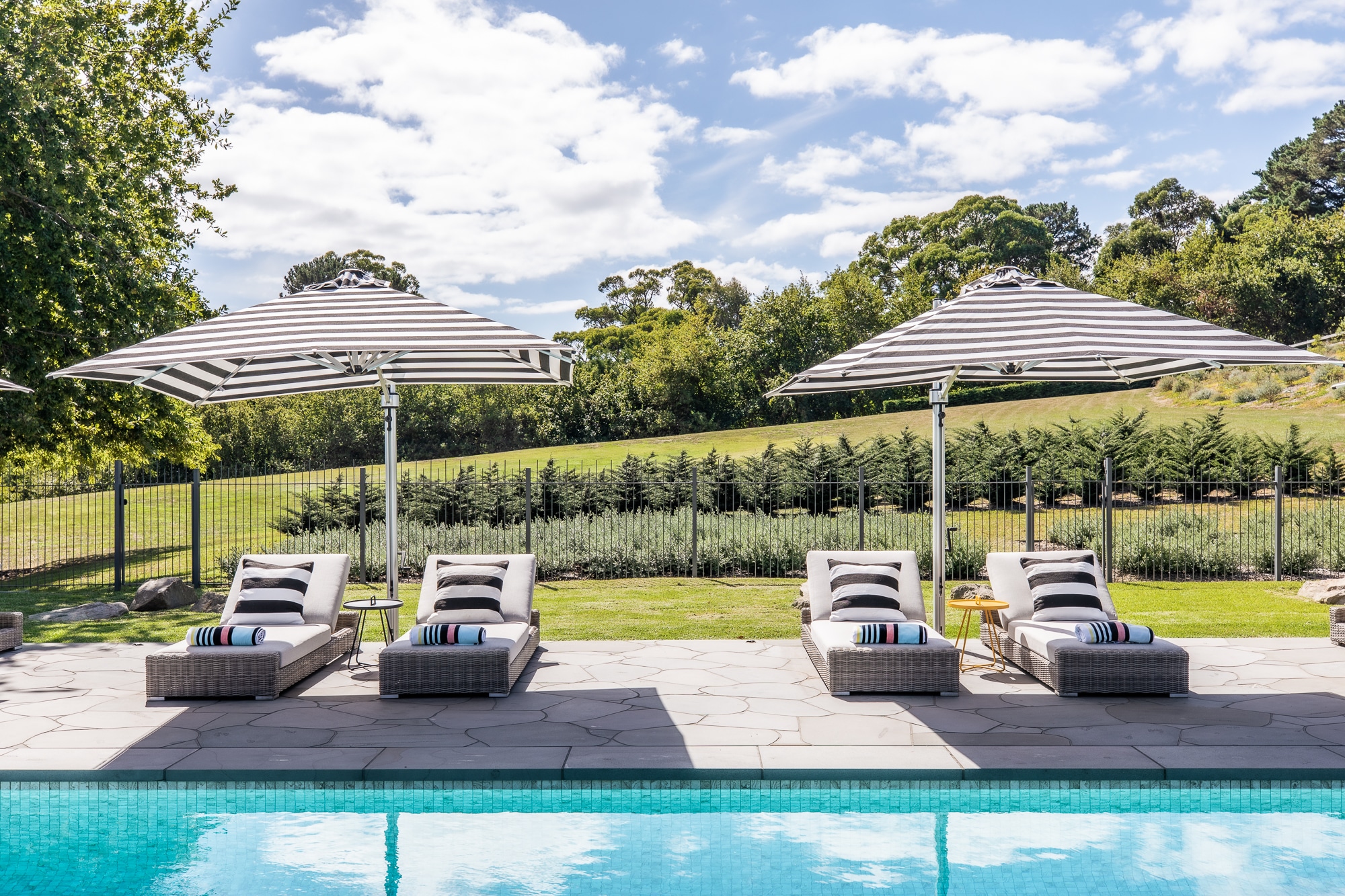 PREMIUM BLUESTONE CAT PAW SAWN_RMS TRADERS_NATURAL STONE PAVER & POOL COPING INTERNAL TILE SUPPLIER MELBOURNE (96)