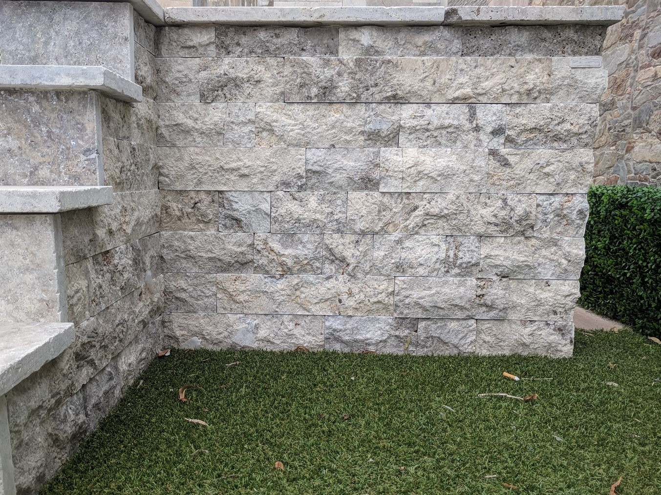 SILVER TRAVERTINE STONE WALL CLADDING_RMS TRADERS_NATURAL STONE FACADE RETAINING WALL SUPPLIER MELBOURNE (8)