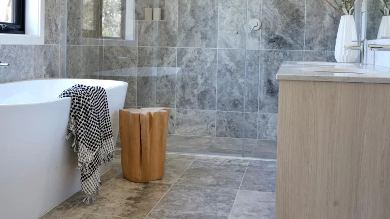 SILVER_UNFILLED_TRAVERTINE_RMS_TRADERS_NATURAL_STONE_SUPPLIER_MELBOURNE_004