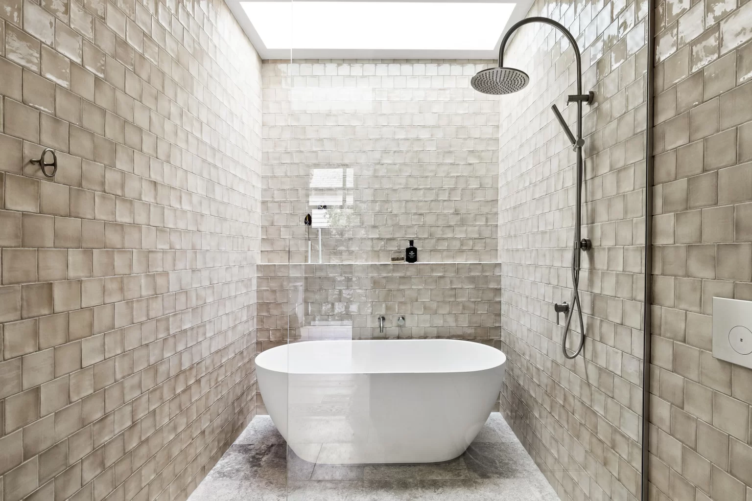 SILVER_UNFILLED_TRAVERTINE_RMS_TRADERS_NATURAL_STONE_SUPPLIER_MELBOURNE_004