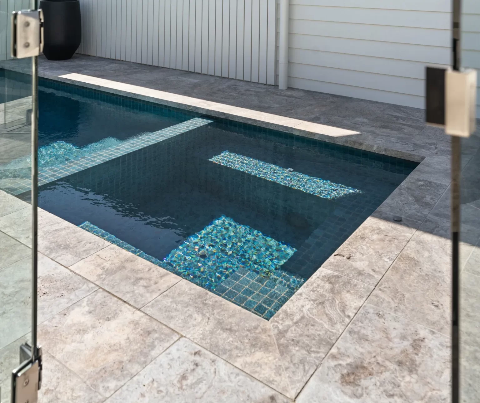 SILVER_UNFILLED_TUMBLED_TRAVERTINE_RMS_TRADERS_NATURAL_STONE_SUPPLIER_MELBOURNE (15)