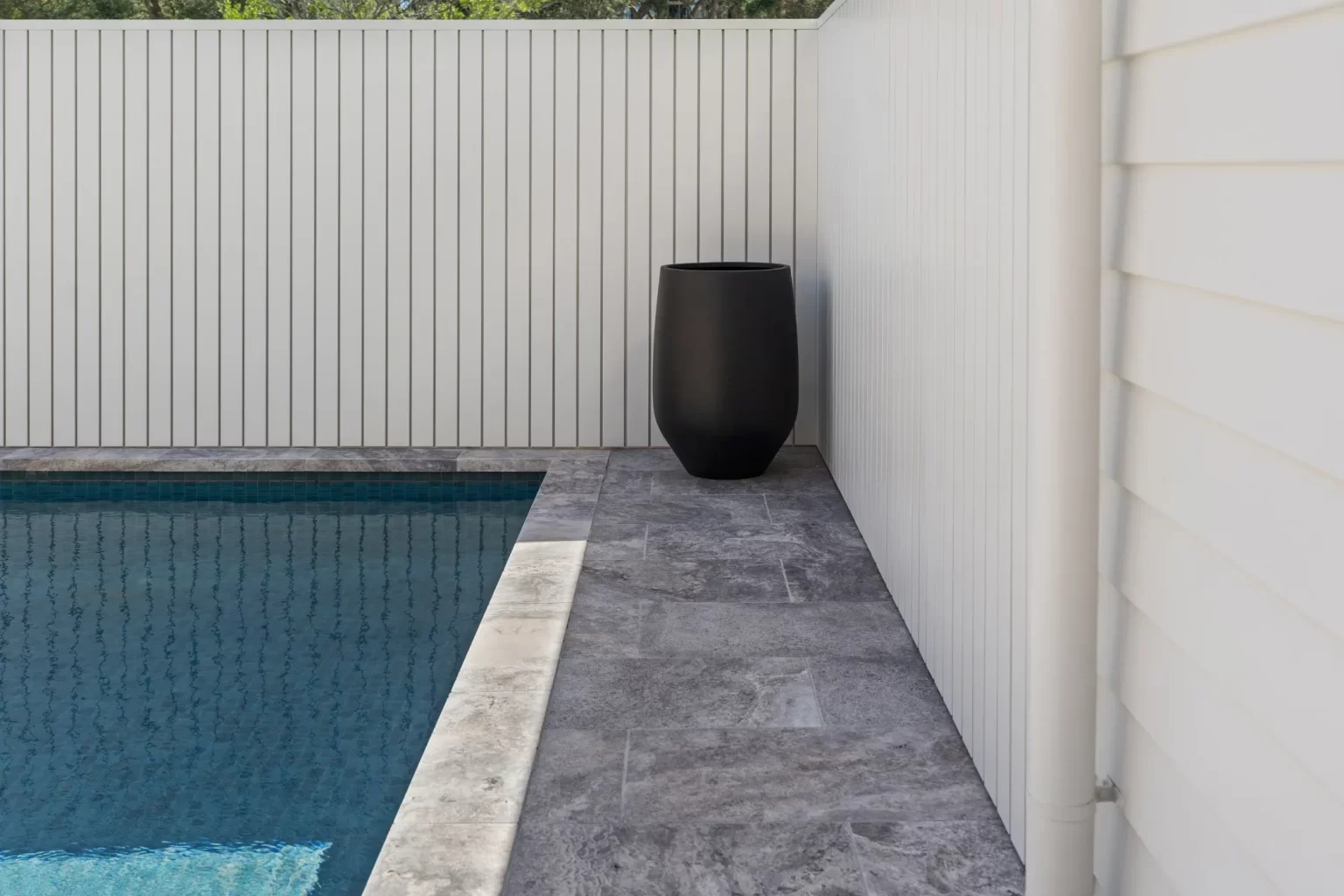 SILVER_UNFILLED_TUMBLED_TRAVERTINE_RMS_TRADERS_NATURAL_STONE_SUPPLIER_MELBOURNE (16)