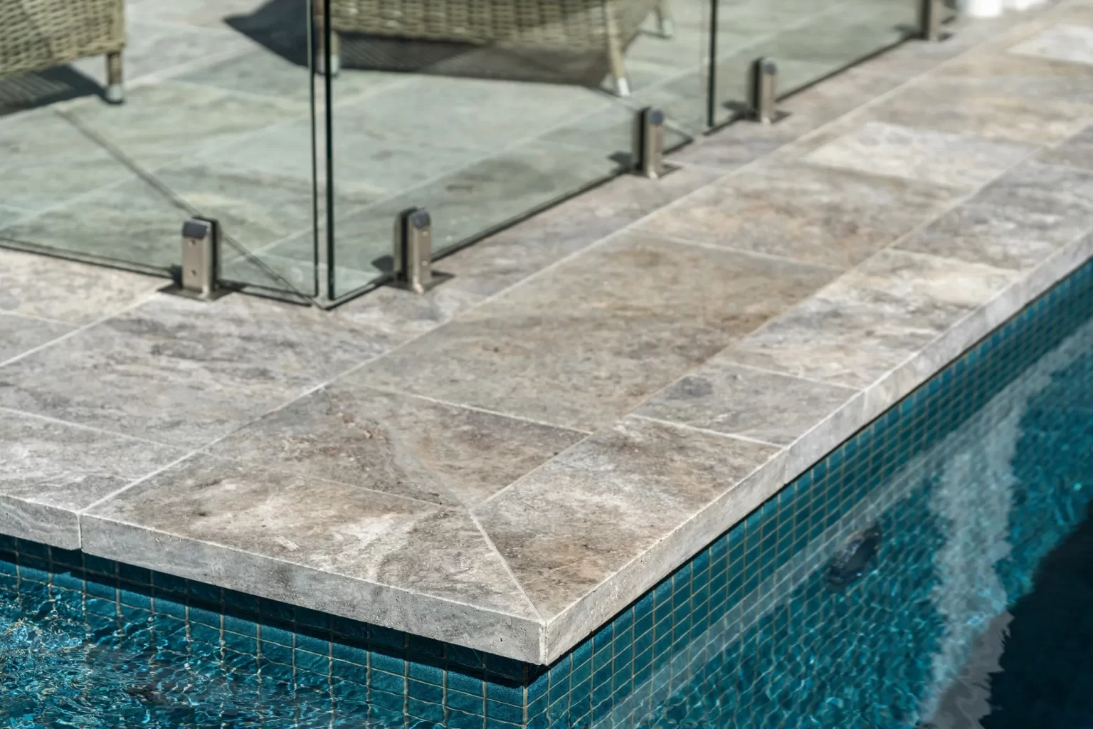 SILVER_UNFILLED_TUMBLED_TRAVERTINE_RMS_TRADERS_NATURAL_STONE_SUPPLIER_MELBOURNE (2)