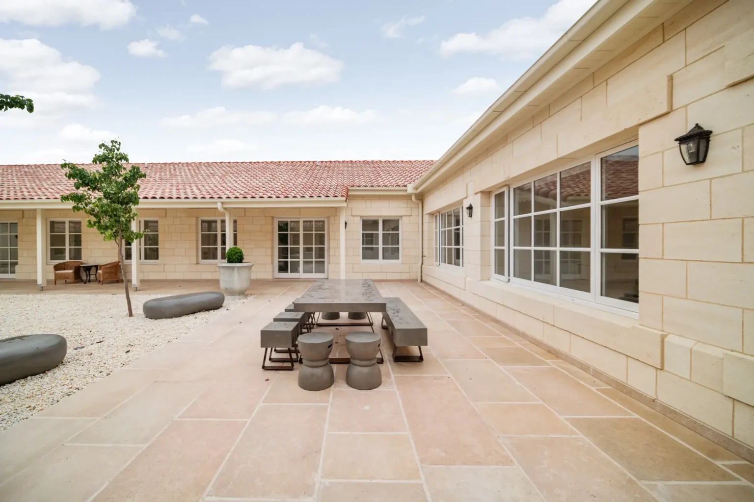 SINAI_PEARL_BRUSHED_TUMBLED_LIMESTONE_RMS_TRADERS (10)