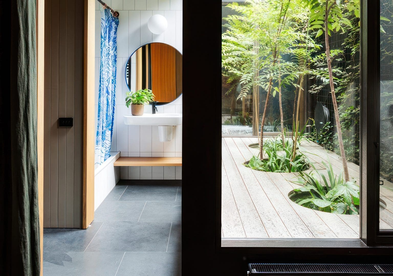 SOUTH AMERICAN GRAPHITE _ RMS TRADERS_SLATE TILES AND PAVERS (6)x