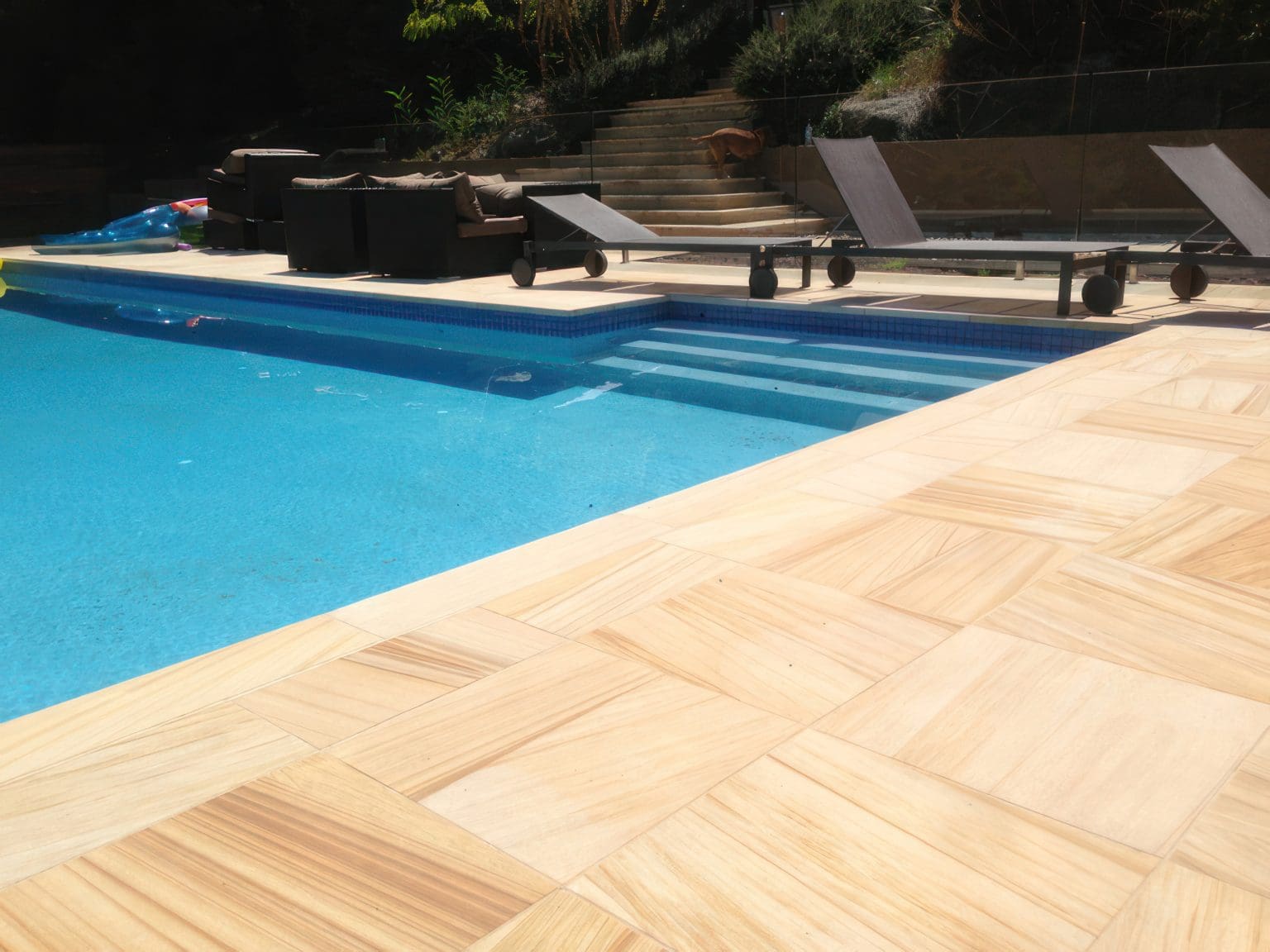 TEAKWOOD HONED SANDSTONE_RMS TRADERS_NATURAL STONE POOL PAVING OUTDOOR TILES SUPPLIER MELBOURNE (10)