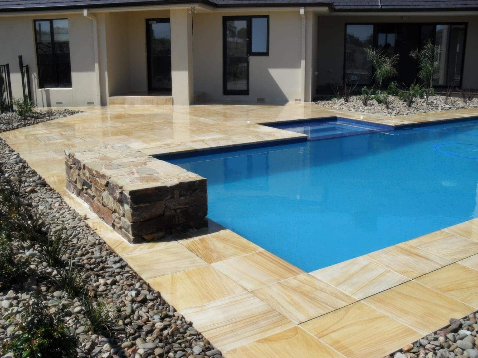 CREATOR: gd-jpeg v1.0 (using IJG JPEG v62), quality = 100