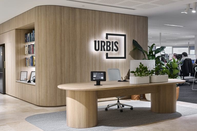 TUSCAN PREMIUM UNFILLED & TUMBLED TRAVERTINE_RMS TRADERS_NATURAL STONE PAVERS & POOL COPING SUPPLIER MELBOURNE (2)