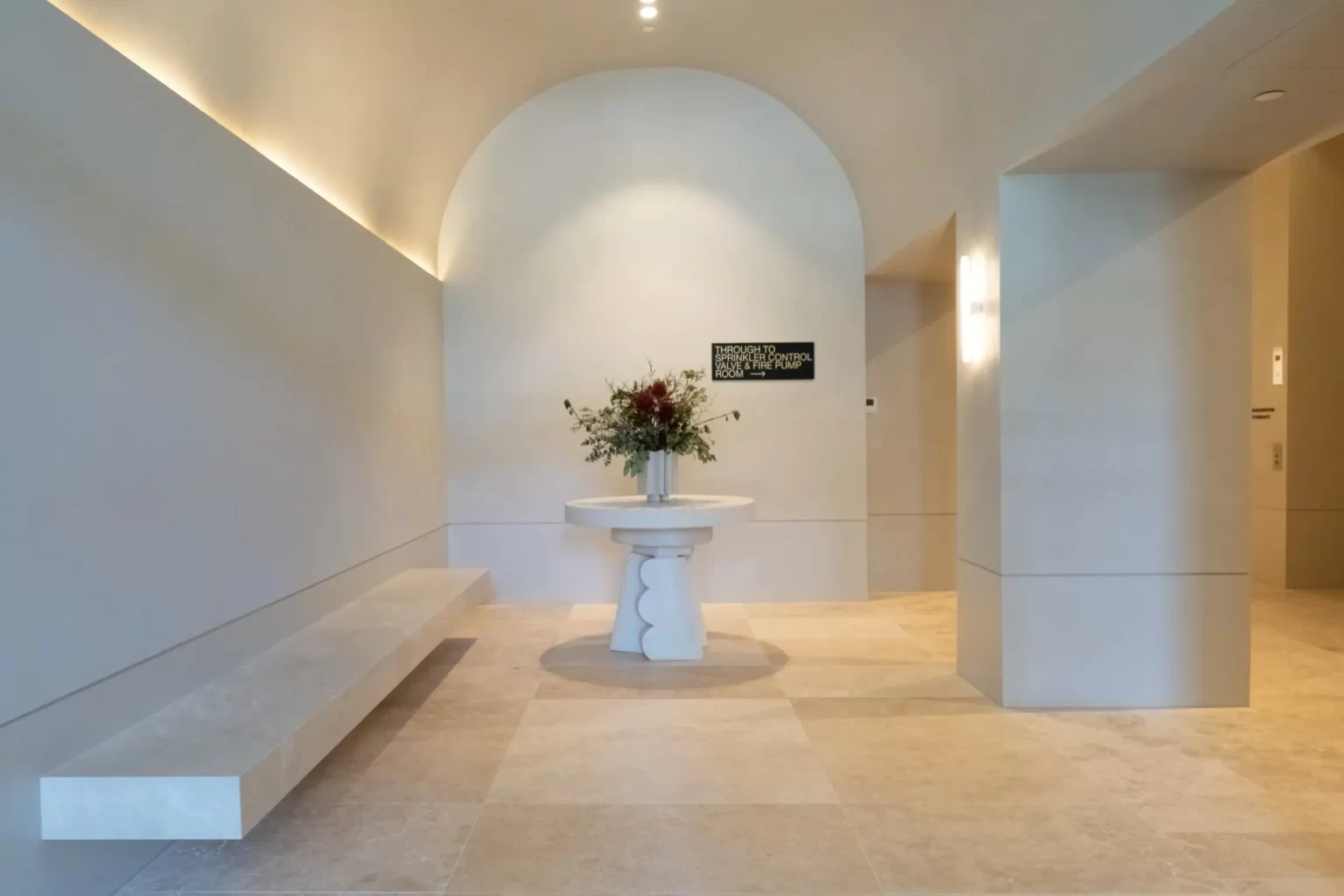 TUSCAN_UNFILLED_TRAVERTINE_RMS_TRADERS_NATURAL_STONE_SUPPLIER_MELBOURNE (10)