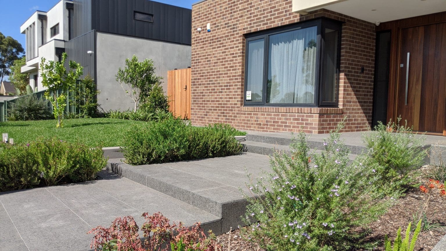 IMPALA BLACK FLAMED GRANITE_RMS TRADERS_NATURAL STONE SUPPLIER POOL COPING MELBOURNE (27)