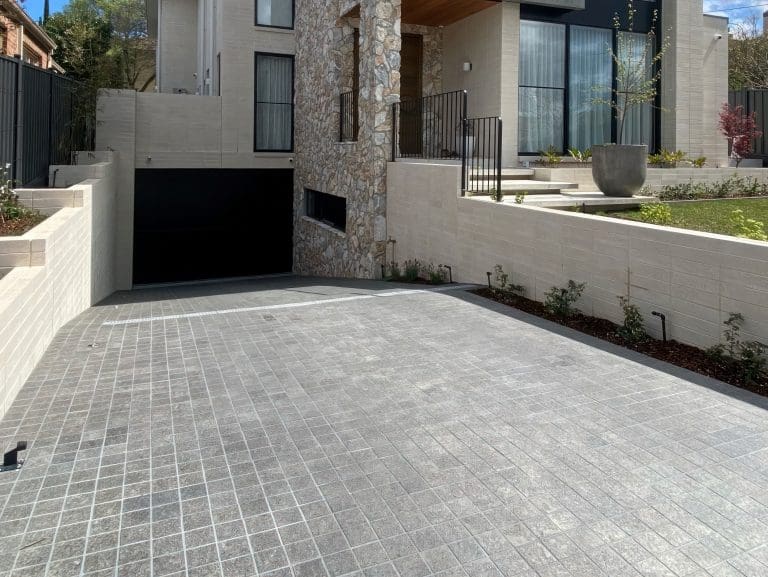 IMPALA BLACK FLAMED GRANITE COBBLESTONE_RMS TRADERS_NATURAL STONE DRIVEWAYS SUPPLIER MELBOURNE (3)