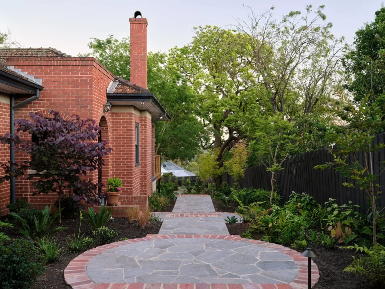 ITALIAN_PORPHYRY_CRAZY_PAVING_RMS_TRADERS_NATURAL_STONE_SUPPLIER_MELBOURNE_001