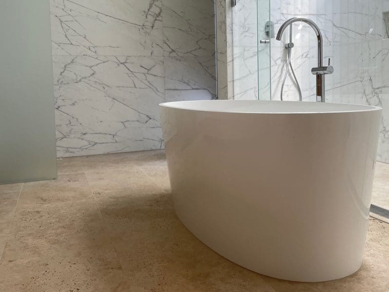 MILANO CROSS CUT UNFILLED & HONED ITALIAN TRAVERTINE_RMS TRADERS_NATURAL STONE BATHROOM TILES SLAB SUPPLIER MELBOURNE (3)xx