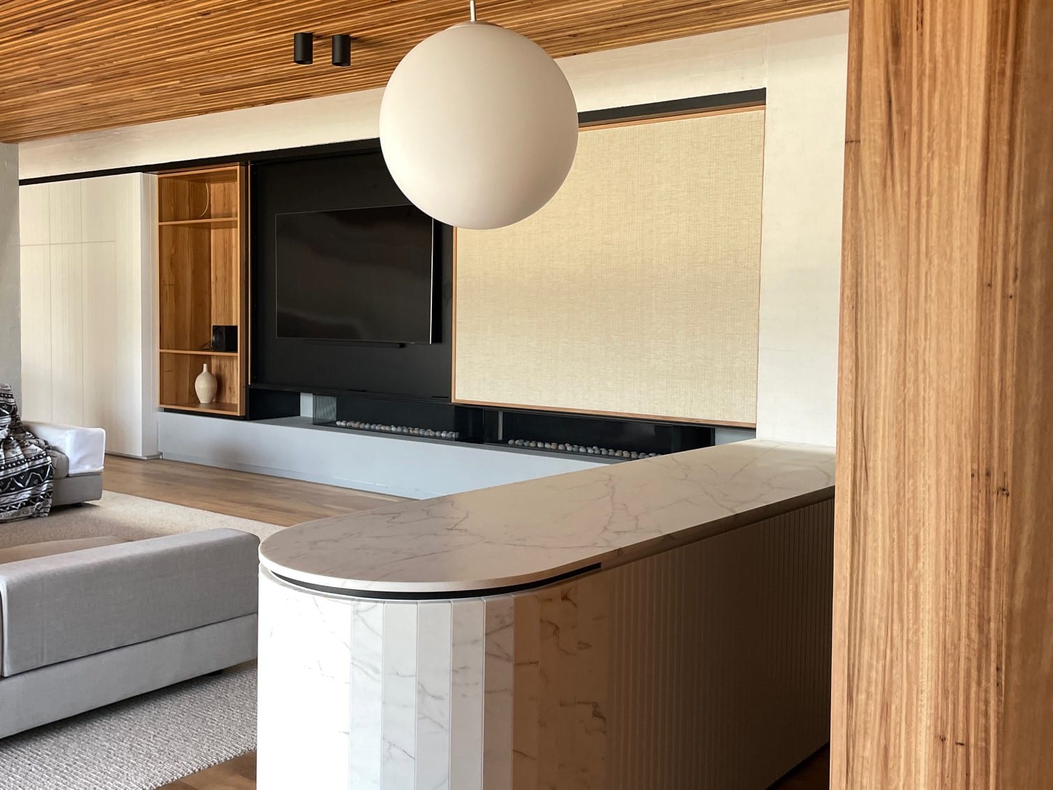 CALACATTA MARBLE_RMS TRADERS_NATURAL STONE BATHROOM KITCHEN TILES SLABS SUPPLIER MELBOURNE (11)X