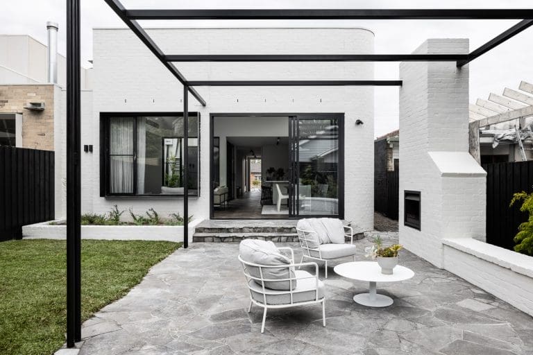 LONDON GREY BRUSHED & TUMBLED CRAZY PAVING_RMS TRADERS_NATURAL STONE PAVERS FACADE SUPPLIER MELBOURNE (3)