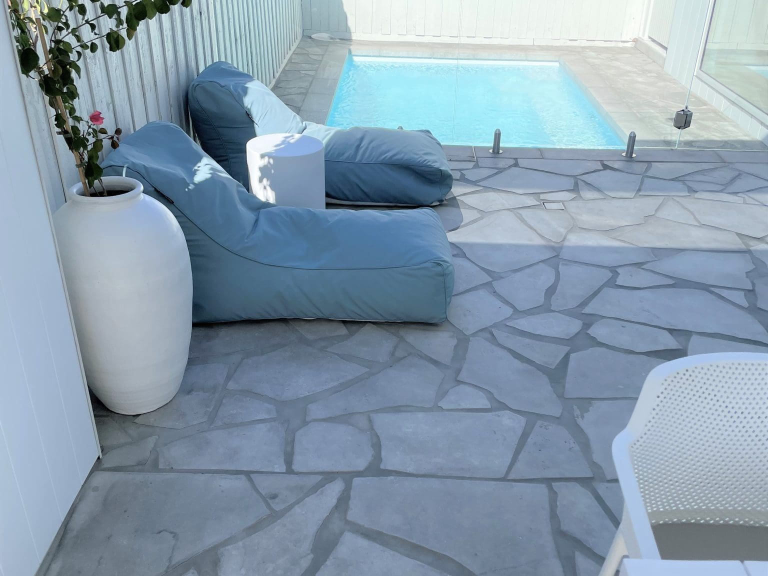 LONDON GREY SANDBLASTED LIMESTONE CRAZY PAVING_RMS TRADERS_NATURAL STONE CRAZY PAVING & FACADE GREY SUPPLIER MELBOURNE (16)