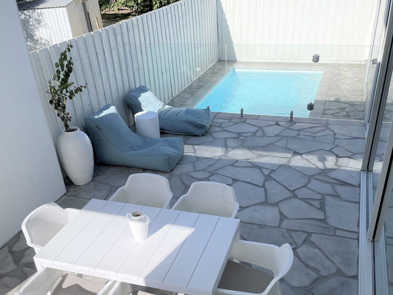 LONDON GREY SANDBLASTED LIMESTONE CRAZY PAVING_RMS TRADERS_NATURAL STONE CRAZY PAVING & FACADE GREY SUPPLIER MELBOURNE (17)