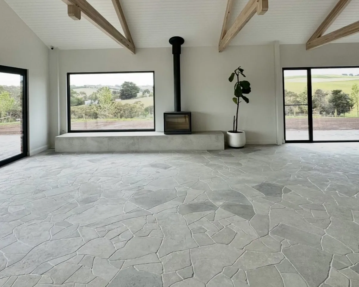 LONDON_GREY_SANDBLASTED_LIMESTONE_CRAZY_PAVING_RMS_TRADERS_NATURAL_STONE_SUPPLIER_MELBOURNE_007