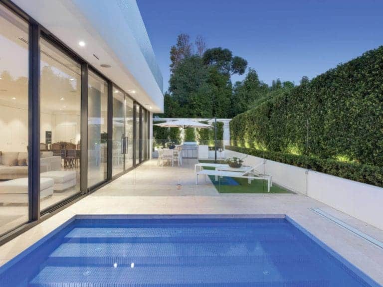 SAVANA LIGHT BRUSHED & TUMBLED LIMESTONE_RMS TRADERS_NATURAL STONE PAVERS POOL COPING AND INTERNAL TILES SUPPLIER MELBOURNE (33)