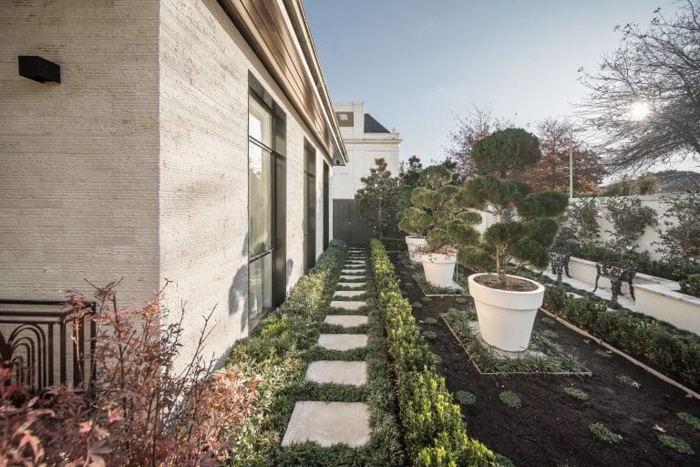 CRAFTLINE MARBLE ROCKWALL STONE WALL CLADDING_RMS TRADERS_NATURAL STONE SUPPLIER FACADE FEATURE WALL MELBOURNE (14)