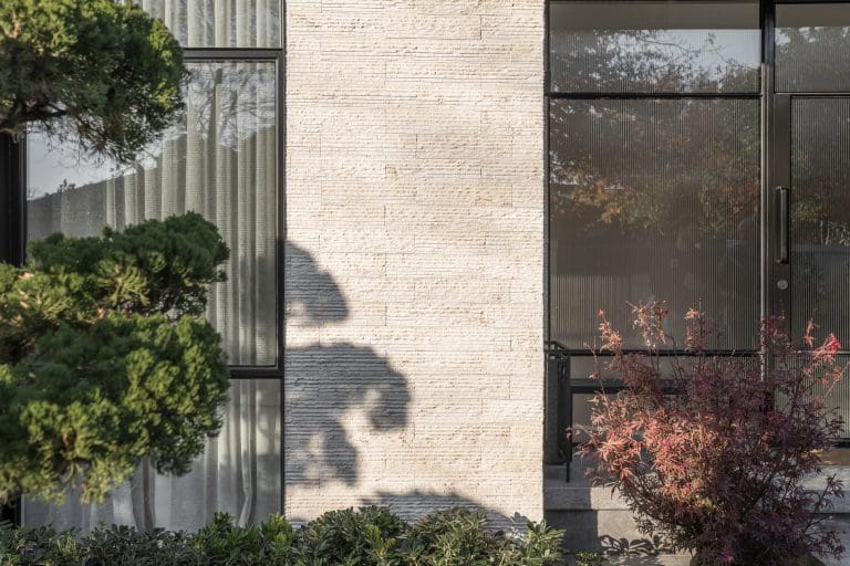 CRAFTLINE MARBLE ROCKWALL STONE WALL CLADDING_RMS TRADERS_NATURAL STONE SUPPLIER FACADE FEATURE WALL MELBOURNE (4)