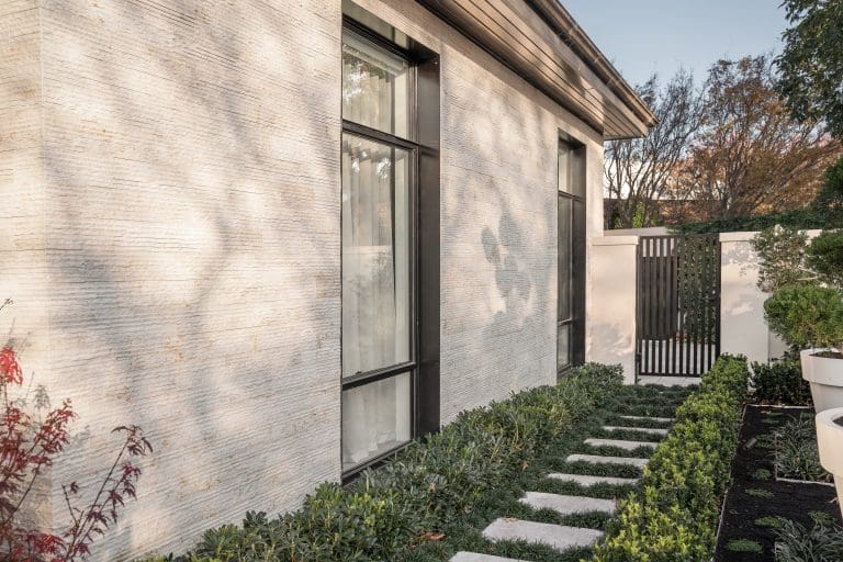 CRAFTLINE MARBLE ROCKWALL STONE WALL CLADDING_RMS TRADERS_NATURAL STONE SUPPLIER FACADE FEATURE WALL MELBOURNE (7)