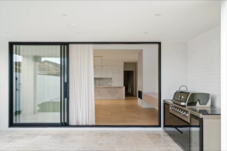 TUNDRA_LIGHT_HONED_LIMESTONE_RMS_TRADERS_NATURAL_STONE_SUPPLIER_MELBOURNE_002