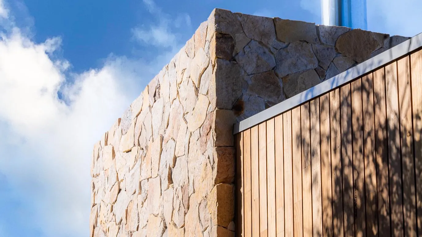 SANTA-CRUZ_STONE-WALL_CLADDING_RMS_TRADERS_NATURAL_STONE_SUPPLIER_MELBOURNE_001