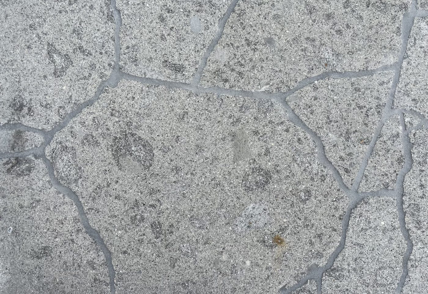 Peperino Grigio Crazy Paving - Image 2