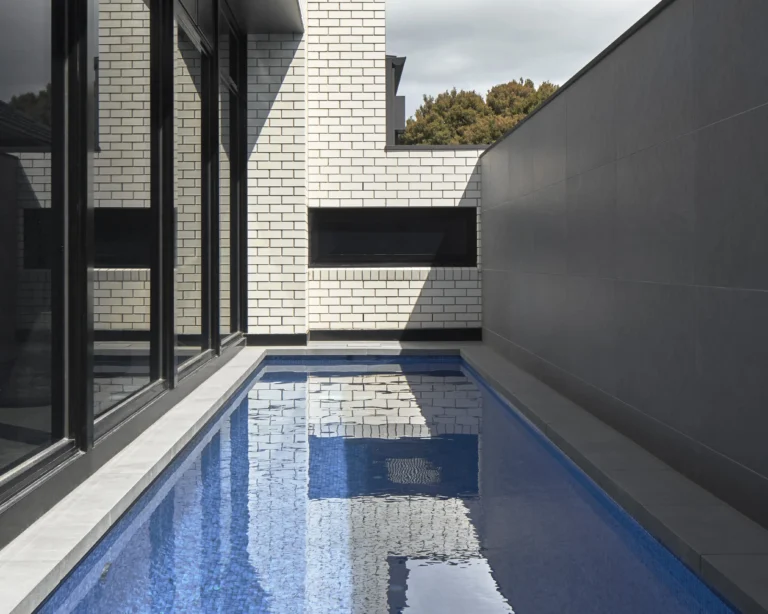 HENLEY_GREY_PORCELAIN_RMS_TRADERS_01