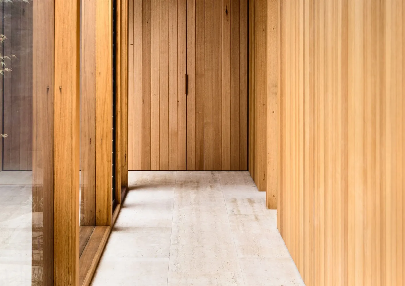 TUSCAN RAW VEIN CUT UNFILLED TRAVERTINE_RMS TRADERS_NATURAL STONE OUTDOOR PAVERS SUPPLIER MELBOURNEX